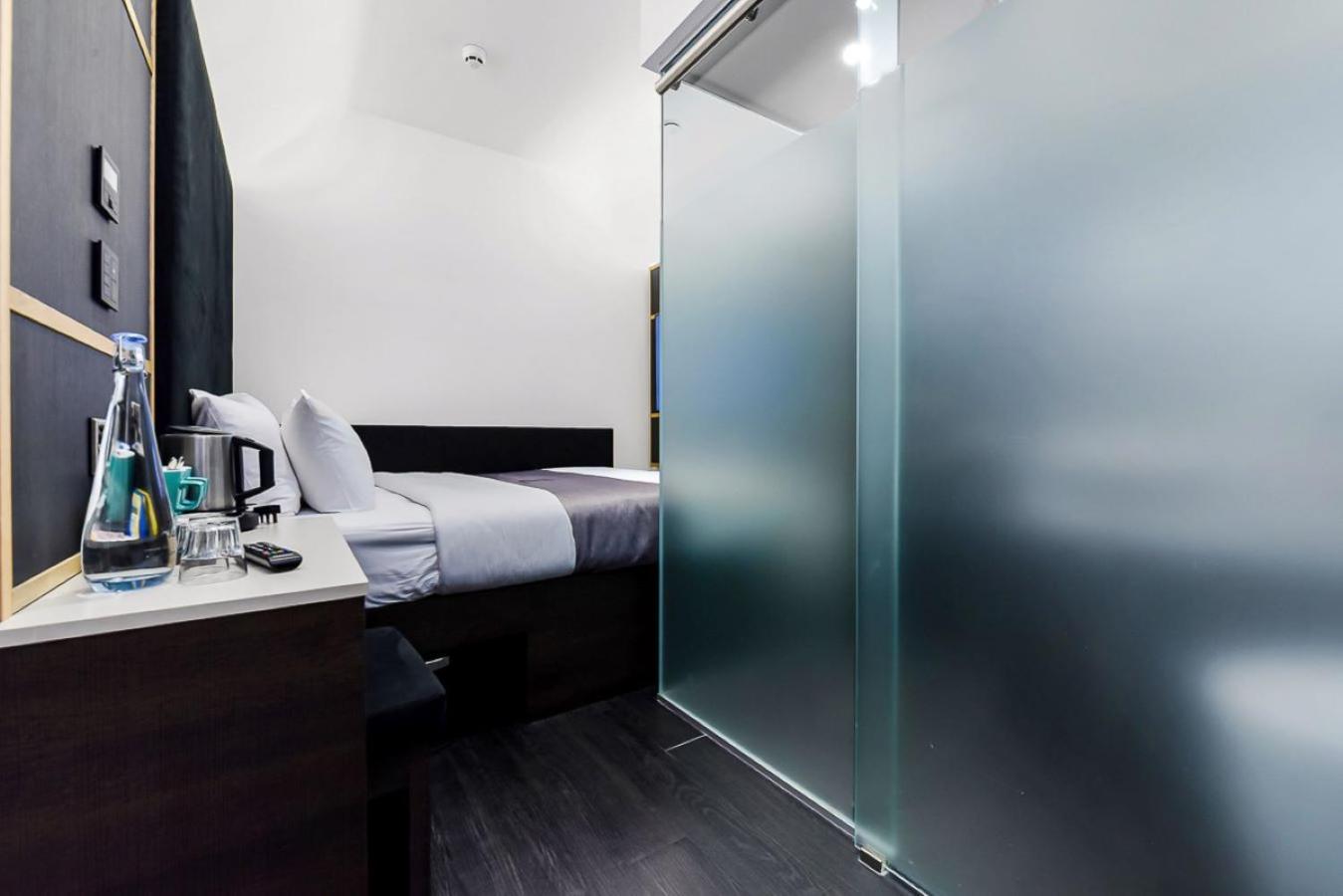 The Z Hotel Strand ลอนดอน ภายนอก รูปภาพ